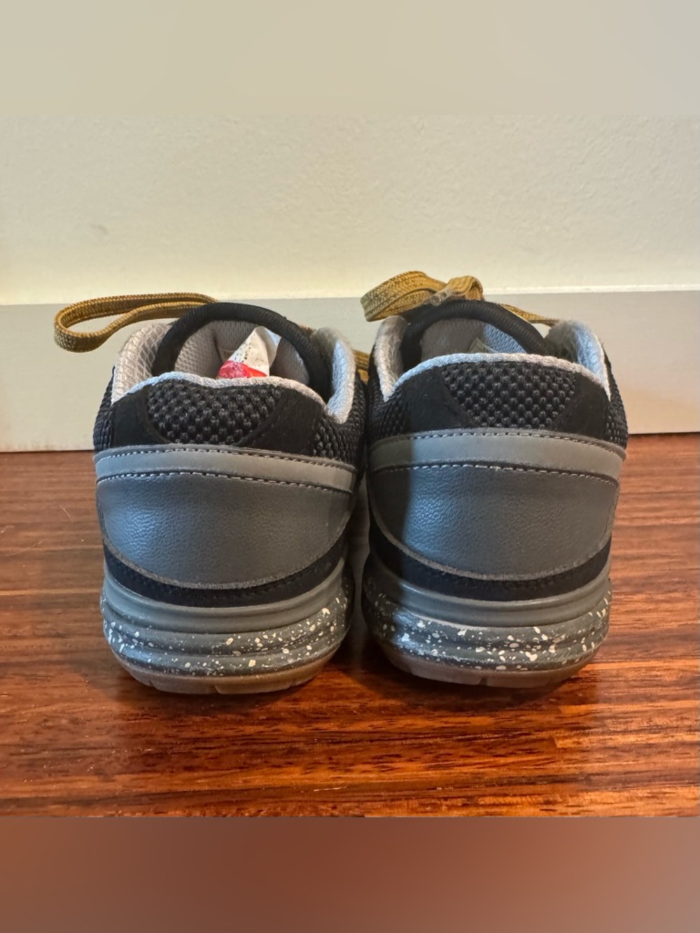 Lems Trailhead Onyx Black Minimalist Trail and Hiking Shoes 7.5 women - Picture 6 of 9